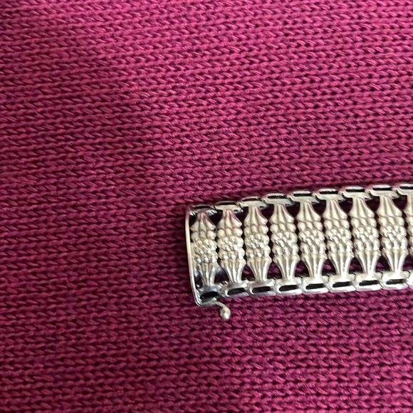 Milor Elegant Silver Bracelet - Picture 5 of 11